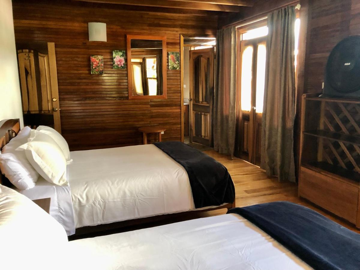 Hostal Zafiro Mindo Dış mekan fotoğraf